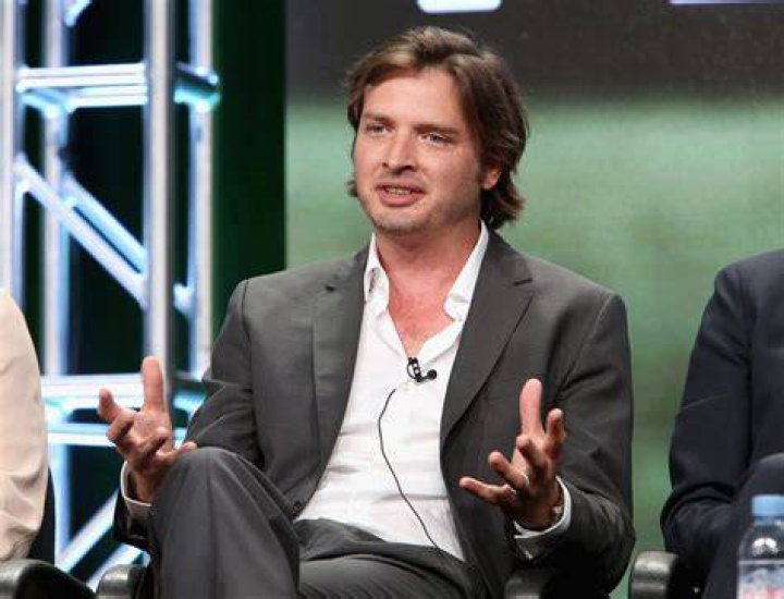 Aden Young Net Worth