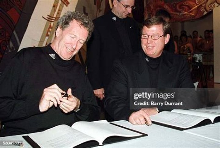 Robert Louis-Dreyfus Robert Louis-Dreyfus